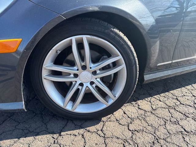 2013 Mercedes-Benz C-Class 4dr Sedan C 250 Sport RWD - 23000430 - 1
