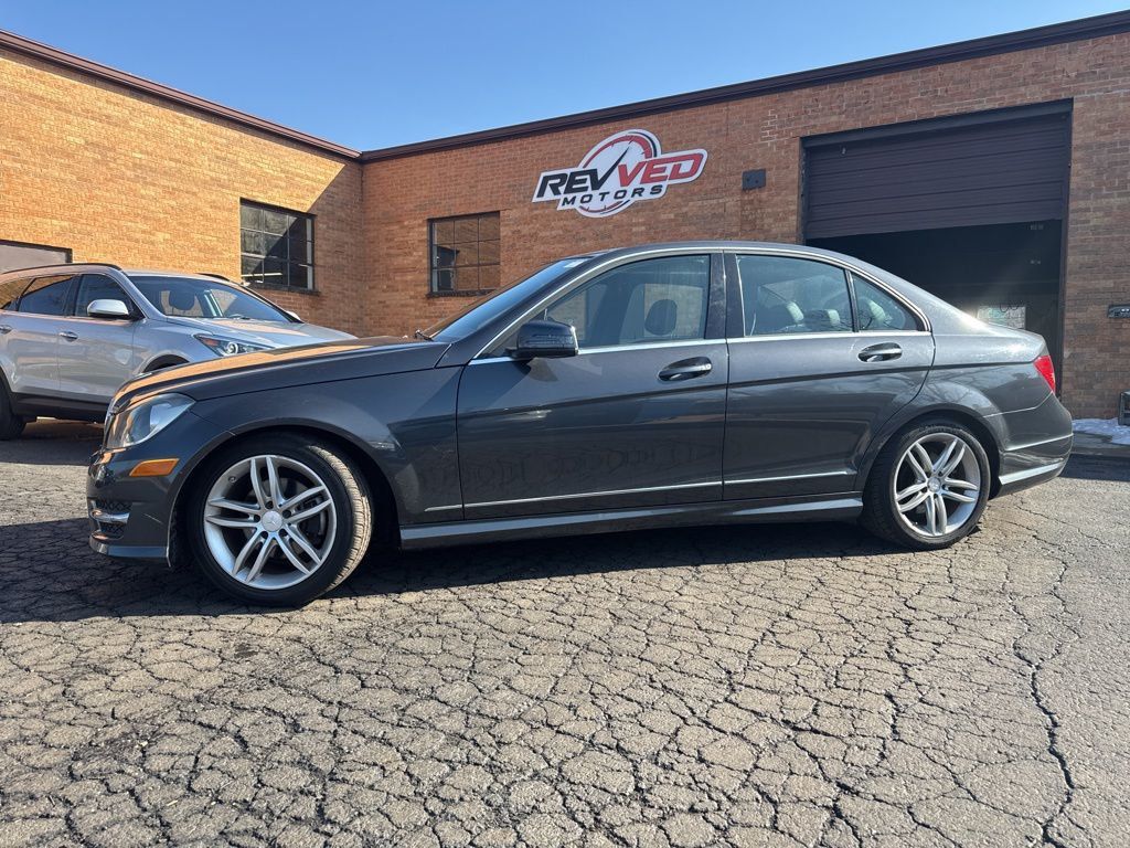 2013 Mercedes-Benz C-Class 4dr Sedan C 250 Sport RWD - 23000430 - 2