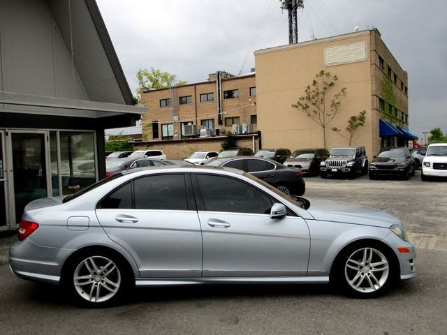 2013 Mercedes-Benz C-Class 4dr Sedan C 250 Sport RWD - 23021236 - 10