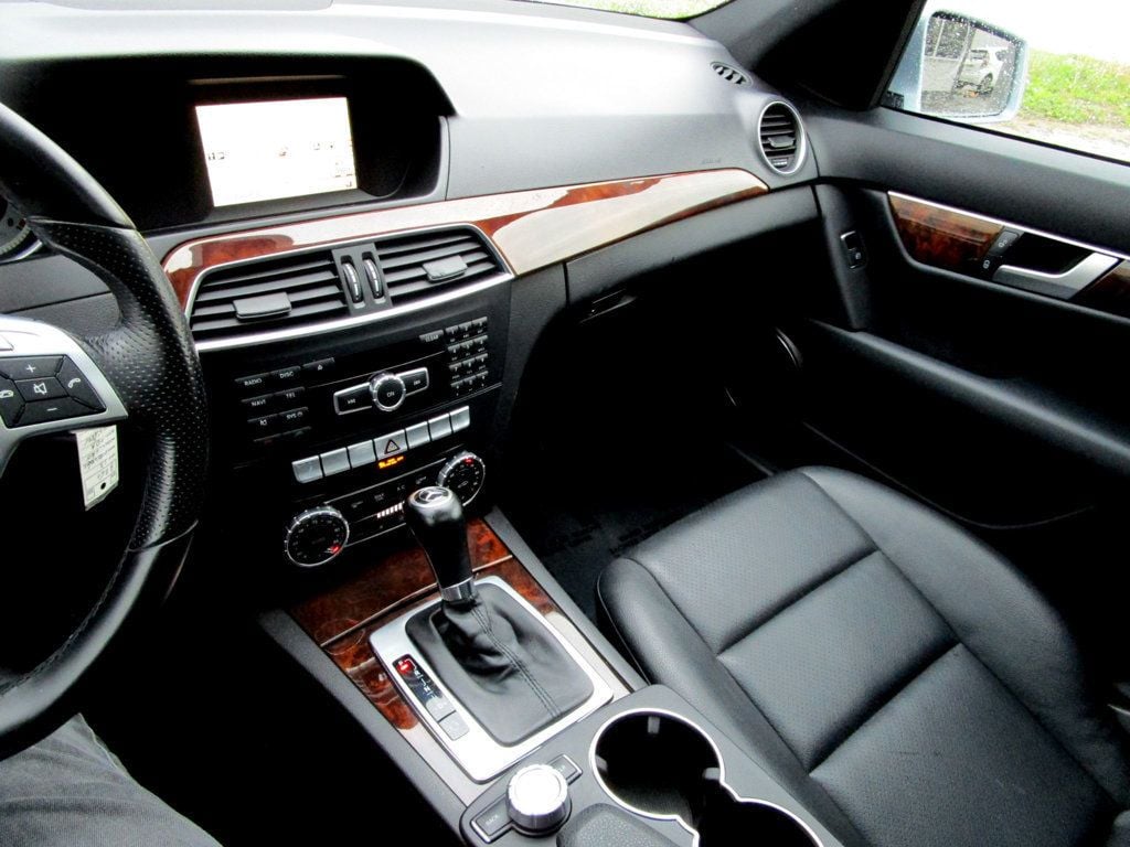 2013 Mercedes-Benz C-Class 4dr Sedan C 250 Sport RWD - 23021236 - 18