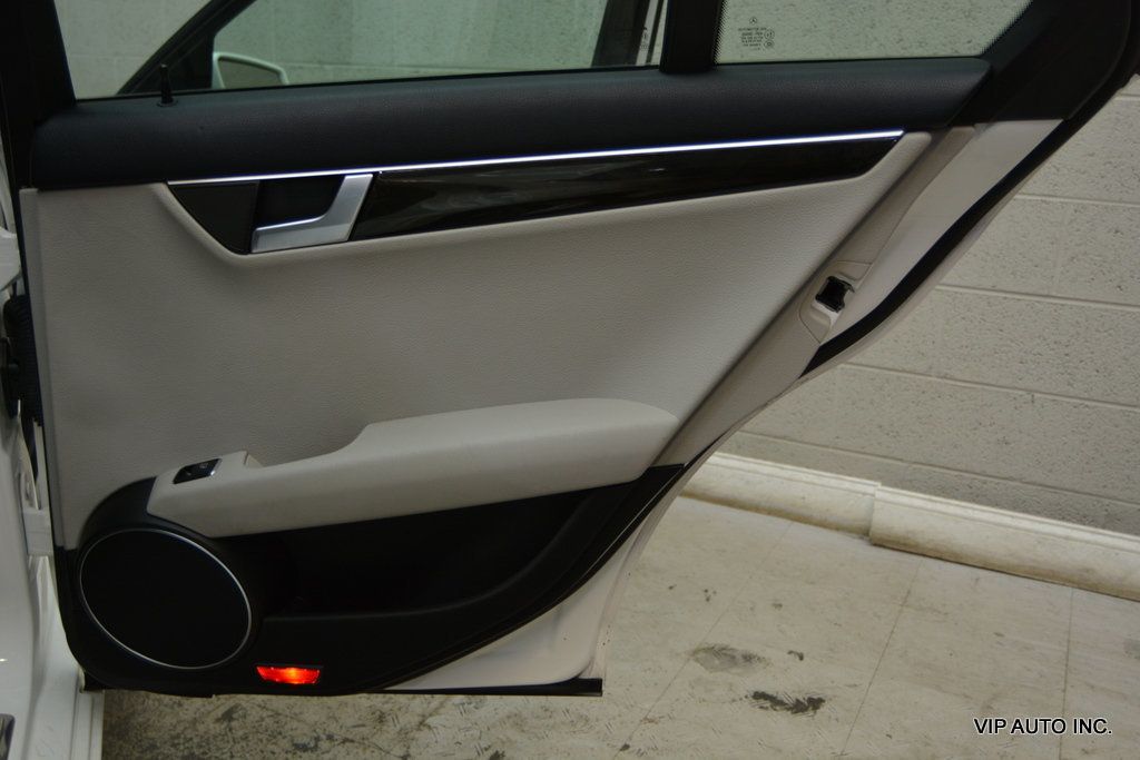 2013 Mercedes-Benz C-Class 4dr Sedan C 250 Sport RWD - 22973884 - 9