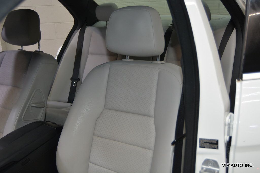 2013 Mercedes-Benz C-Class 4dr Sedan C 250 Sport RWD - 22973884 - 12