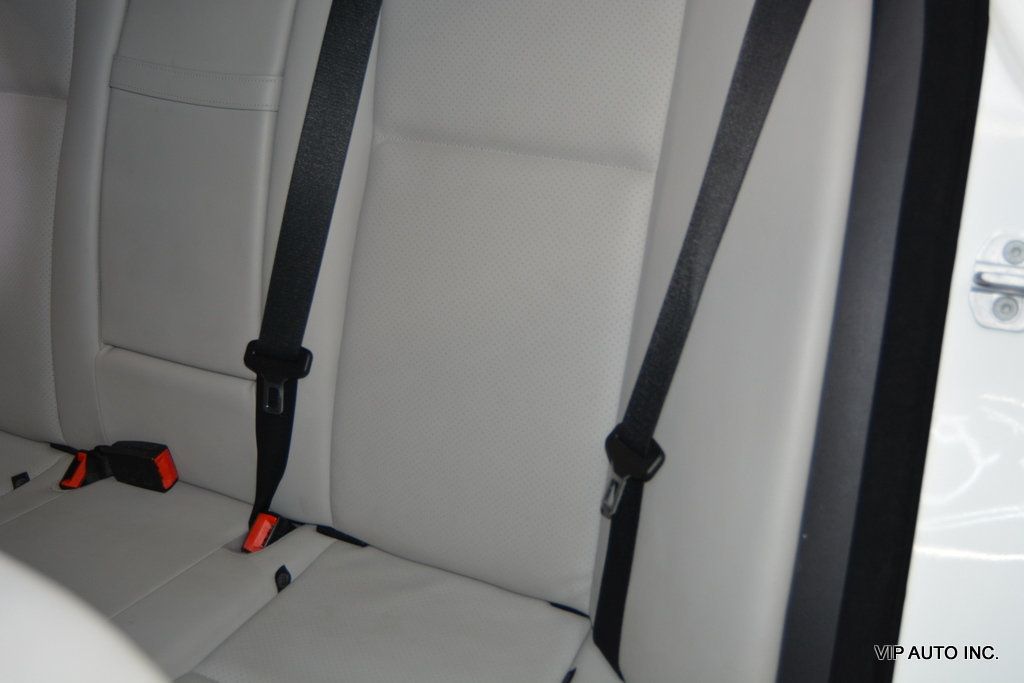 2013 Mercedes-Benz C-Class 4dr Sedan C 250 Sport RWD - 22973884 - 24