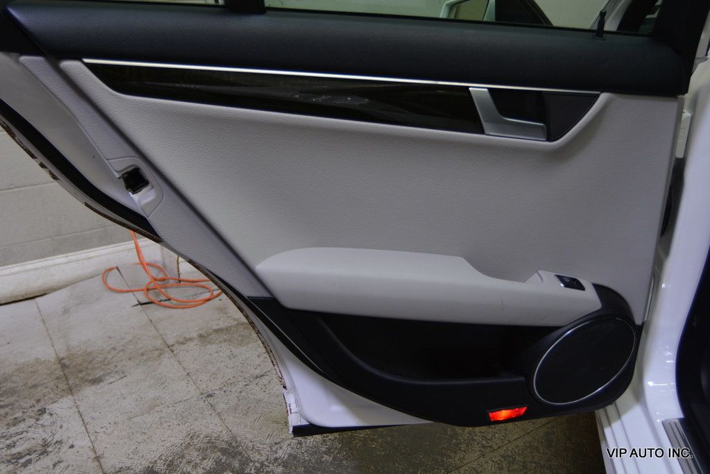 2013 Mercedes-Benz C-Class 4dr Sedan C 250 Sport RWD - 22973884 - 8