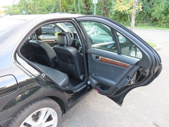 2013 Mercedes-Benz C-Class 4dr Sedan C 300 Sport 4MATIC - 23083440 - 28