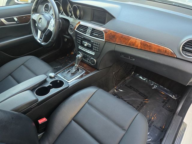2013 Mercedes-Benz C-Class 4dr Sedan C 300 Sport 4MATIC - 23066696 - 16