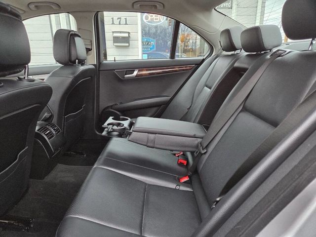 2013 Mercedes-Benz C-Class 4dr Sedan C 300 Sport 4MATIC - 23007417 - 9