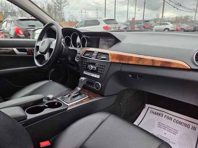 2013 Mercedes-Benz C-Class 4dr Sedan C 300 Sport 4MATIC - 23007417 - 12