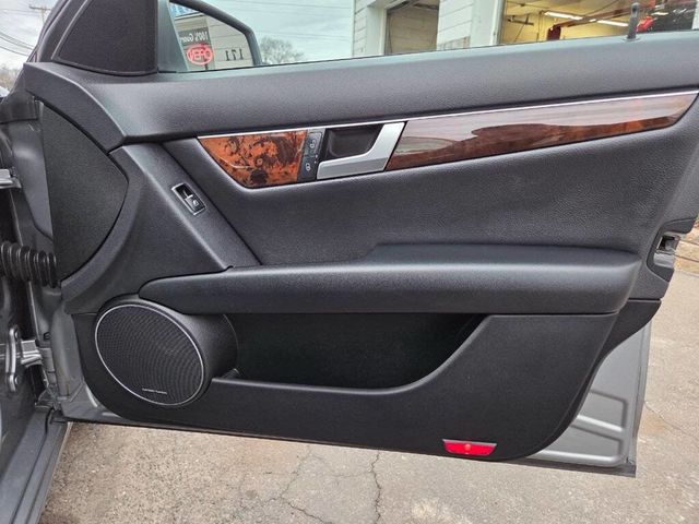 2013 Mercedes-Benz C-Class 4dr Sedan C 300 Sport 4MATIC - 23007417 - 18