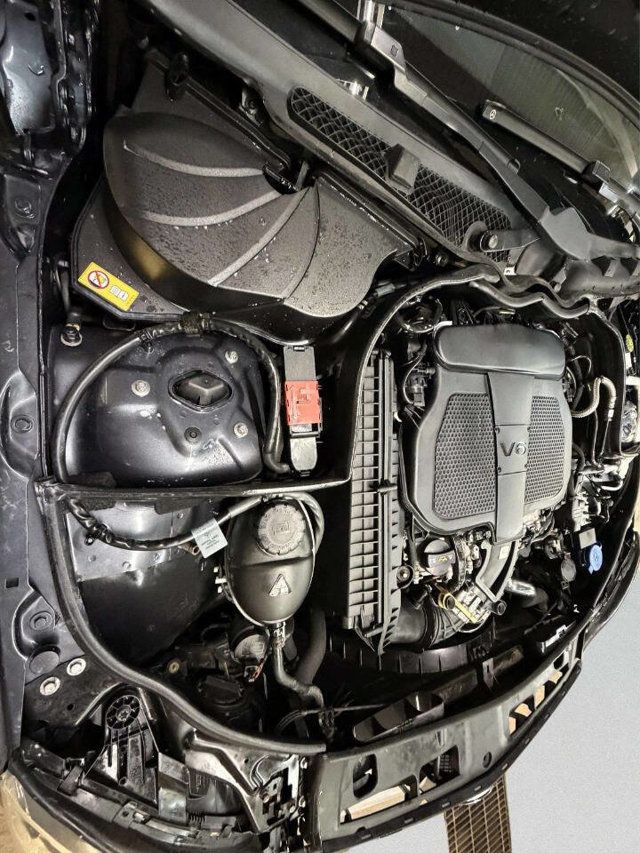 2013 Mercedes-Benz C-Class 4dr Sedan C 300 Sport 4MATIC - 22973855 - 29