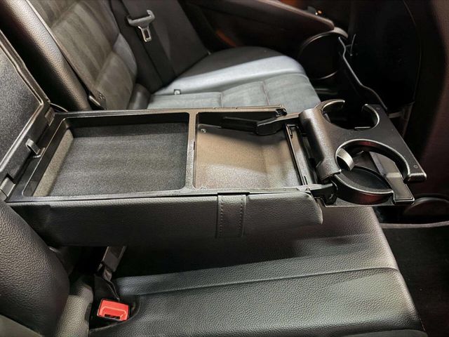 2013 Mercedes-Benz C-Class 4dr Sedan C 300 Sport 4MATIC - 23001188 - 23