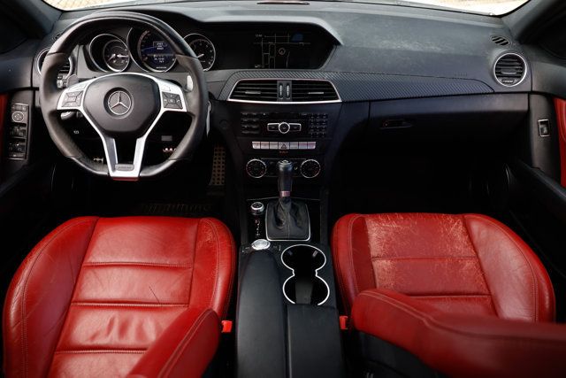 2013 Mercedes-Benz C-Class 4dr Sedan C63 AMG RWD - 22972674 - 24