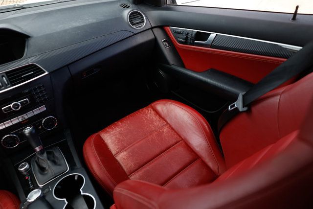 2013 Mercedes-Benz C-Class 4dr Sedan C63 AMG RWD - 22972674 - 25