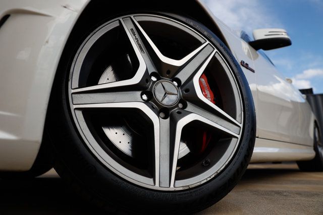 2013 Mercedes-Benz C-Class 4dr Sedan C63 AMG RWD - 22972674 - 33