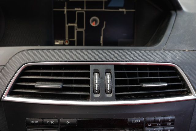 2013 Mercedes-Benz C-Class 4dr Sedan C63 AMG RWD - 22972674 - 37