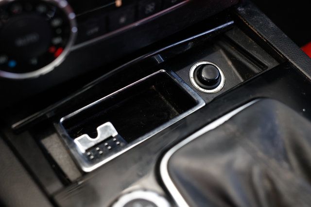 2013 Mercedes-Benz C-Class 4dr Sedan C63 AMG RWD - 22972674 - 46