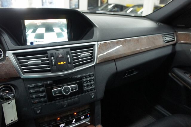 2013 Mercedes-Benz E-Class 4MATIC Wagon, Sport Package, Premium 01 Package - 23010392 - 37