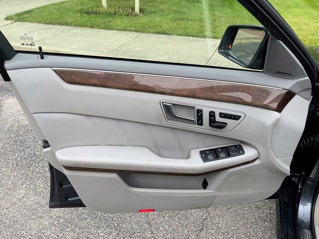 2013 Mercedes-Benz E-Class E350 4MATIC - 21442457 - 13