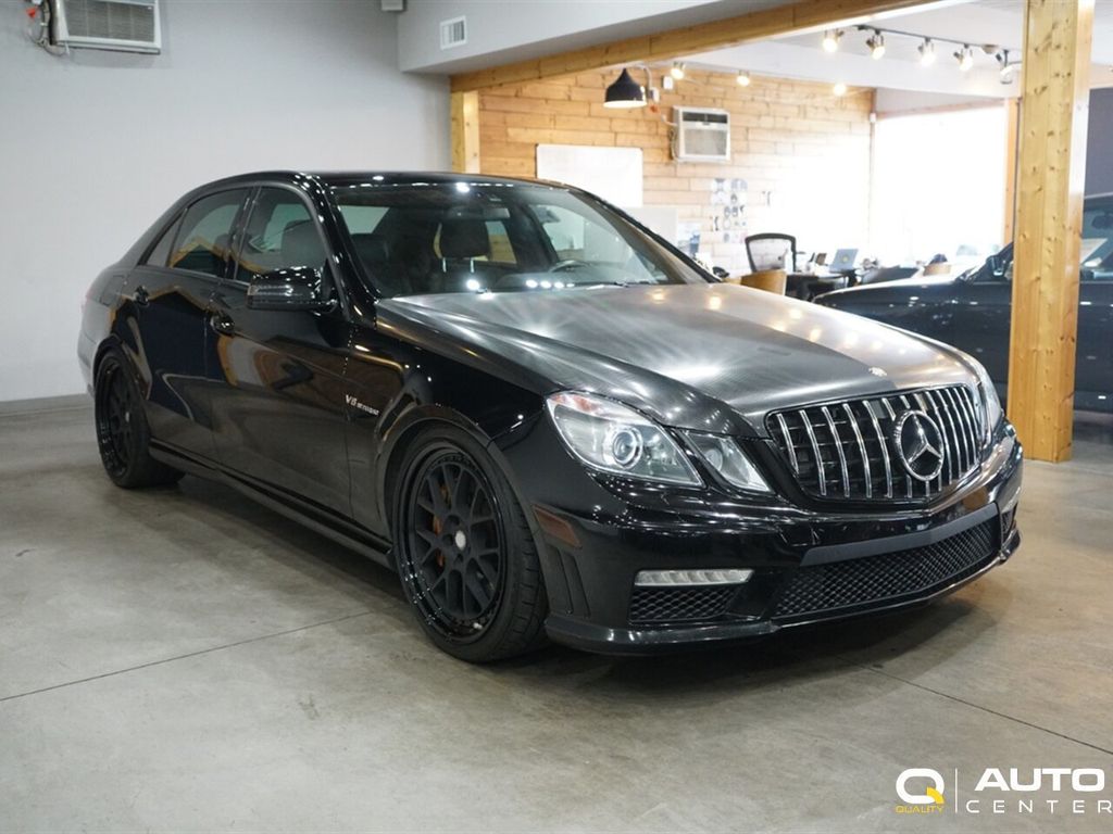 2013 Mercedes Benz E 63 AMG Sedan photo 3