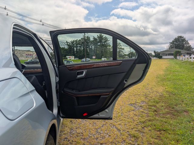 2013 Mercedes-Benz E-Class Luxury - 23073219 - 11