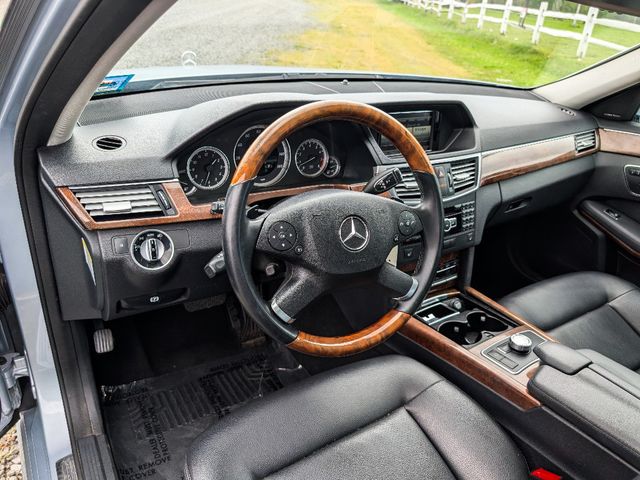 2013 Mercedes-Benz E-Class Luxury - 23073219 - 20