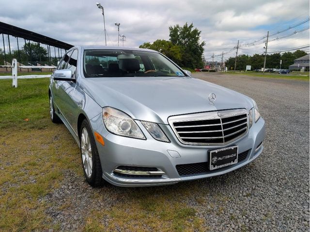 2013 Mercedes-Benz E-Class Luxury - 23073219 - 2