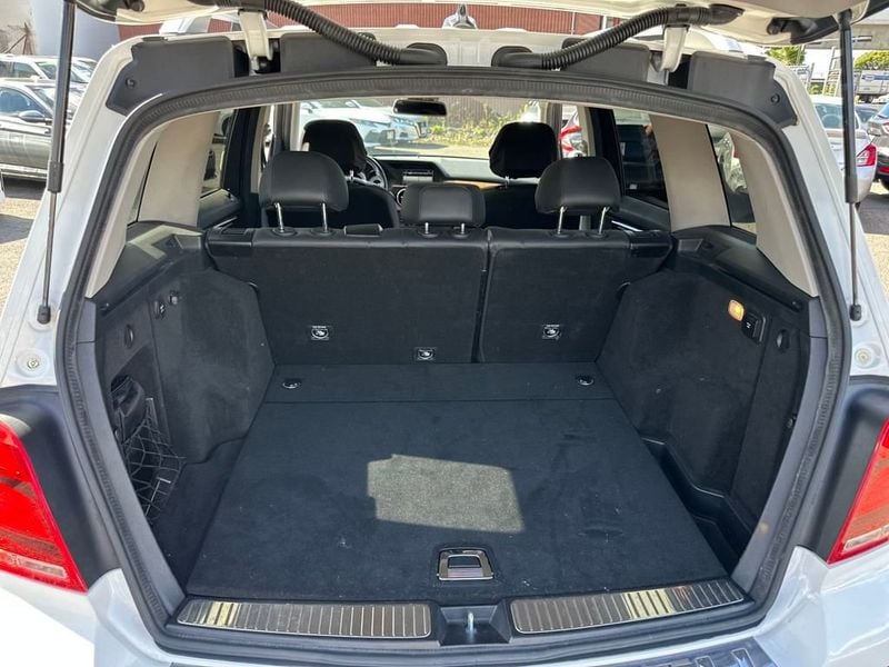 2013 Mercedes Benz GLK 350 photo 19