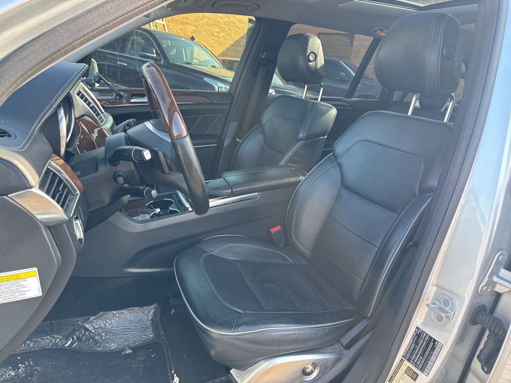 2013 Mercedes-Benz GL-Class 4MATIC 4dr GL 450 - 22985670 - 18