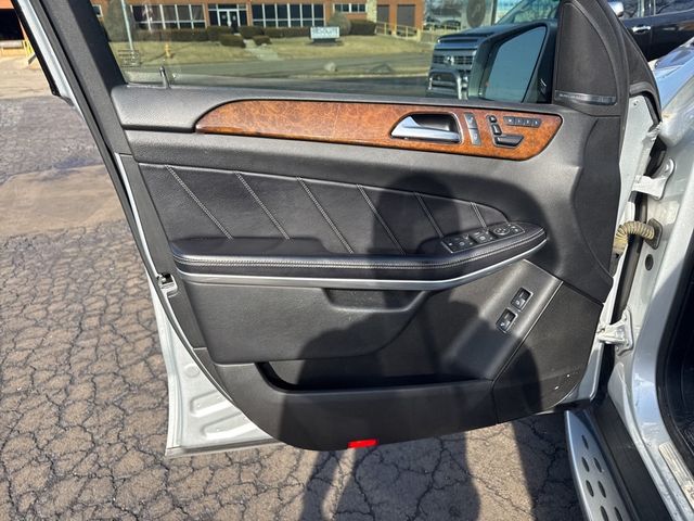 2013 Mercedes-Benz GL-Class 4MATIC 4dr GL 450 - 22985670 - 19