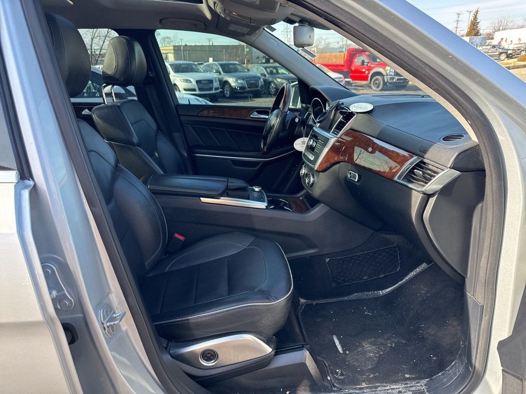 2013 Mercedes-Benz GL-Class 4MATIC 4dr GL 450 - 22985670 - 26