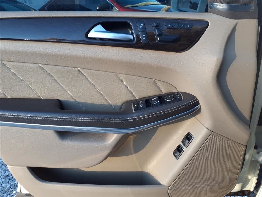 2013 Mercedes-Benz GL-Class 4MATIC 4dr GL 450 - 22942447 - 13