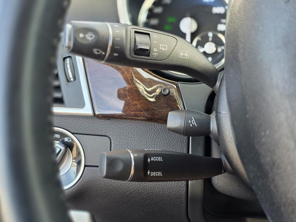 2013 Mercedes-Benz M-Class 4MATIC 4dr ML 350 - 22970942 - 38