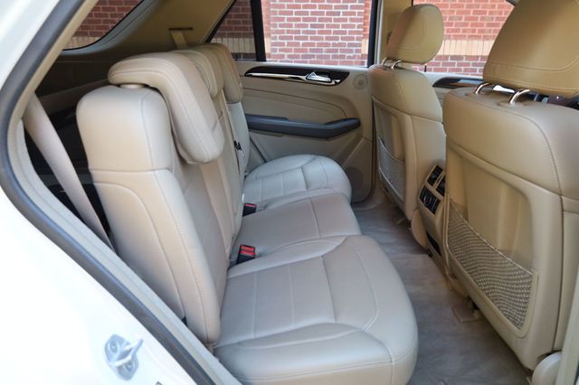 2013 Mercedes-Benz M-Class ML 350 4MATIC 4dr ML350 - 22939526 - 32