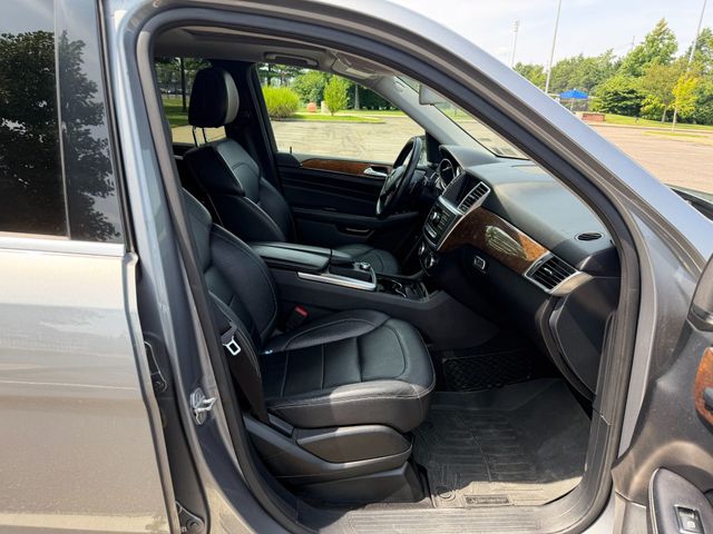 2013 Mercedes-Benz M-Class ML350, 4MATIC, AWD, NAVI, BACKUP CAM, HARMAN KARDON, PREMIUM PKG - 23067051 - 10