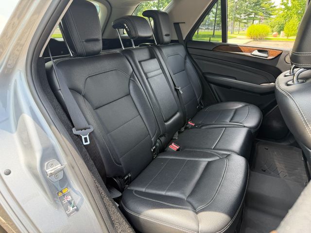 2013 Mercedes-Benz M-Class ML350, 4MATIC, AWD, NAVI, BACKUP CAM, HARMAN KARDON, PREMIUM PKG - 23067051 - 14