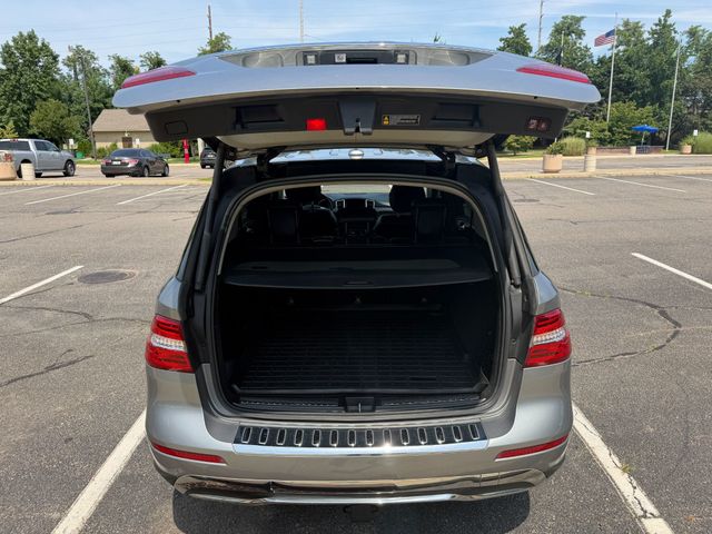 2013 Mercedes-Benz M-Class ML350, 4MATIC, AWD, NAVI, BACKUP CAM, HARMAN KARDON, PREMIUM PKG - 23067051 - 22