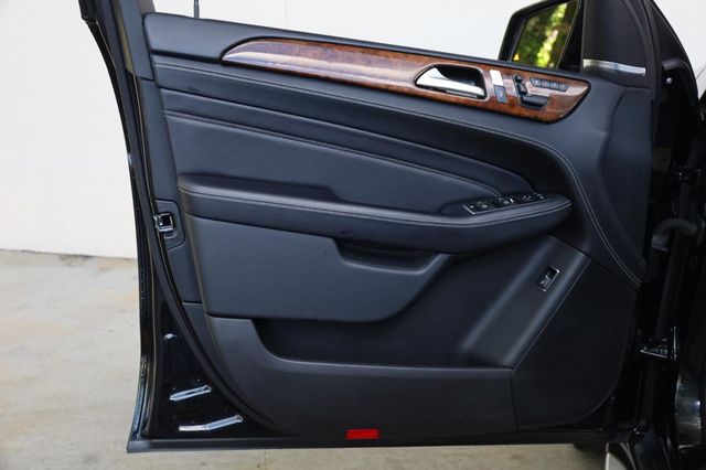 2013 Mercedes-Benz M-Class ML 550 - 23028403 - 11
