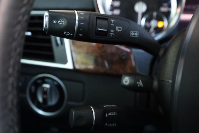 2013 Mercedes-Benz M-Class ML 550 - 23028403 - 33
