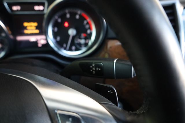 2013 Mercedes-Benz M-Class ML 550 - 23028403 - 36