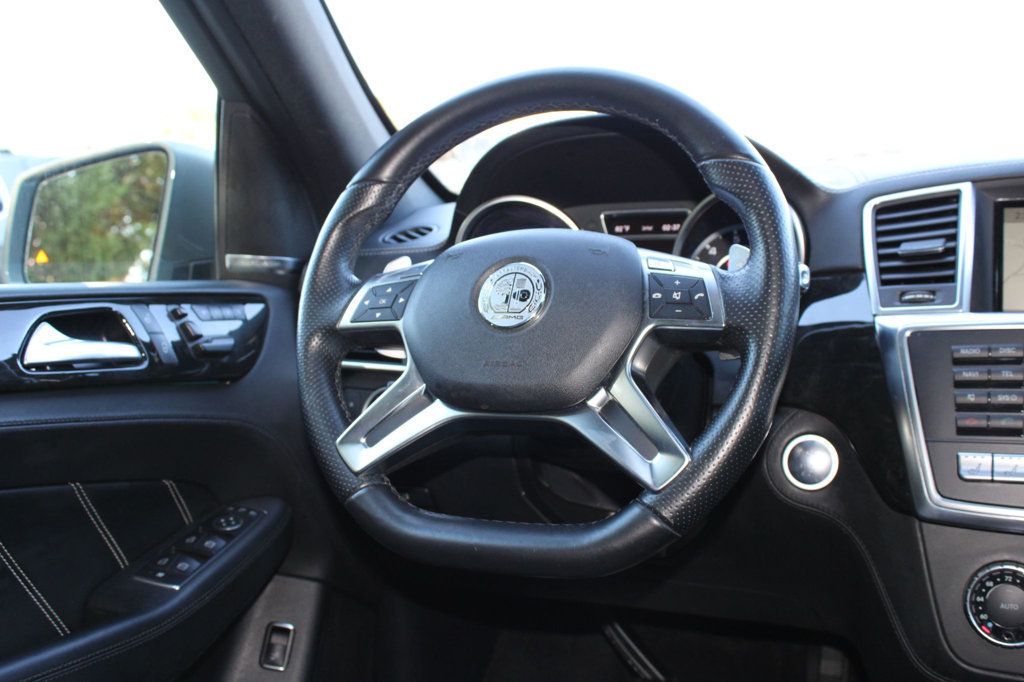 2013 Mercedes Benz ML 63 AMG photo 16