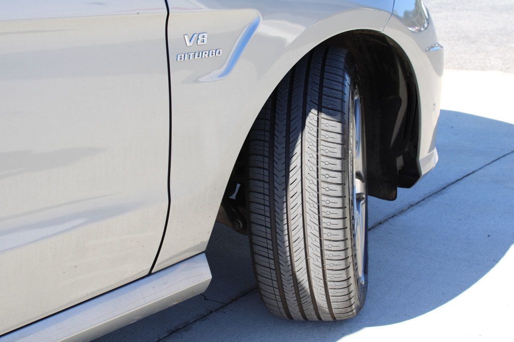 2013 Mercedes Benz ML 63 AMG photo 23