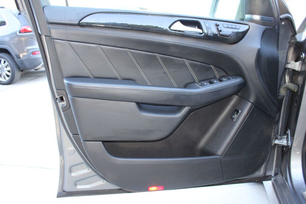 2013 Mercedes Benz ML 63 AMG photo 37