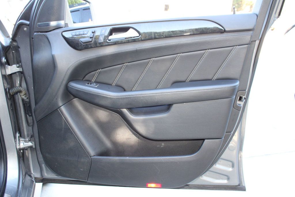 2013 Mercedes Benz ML 63 AMG photo 39