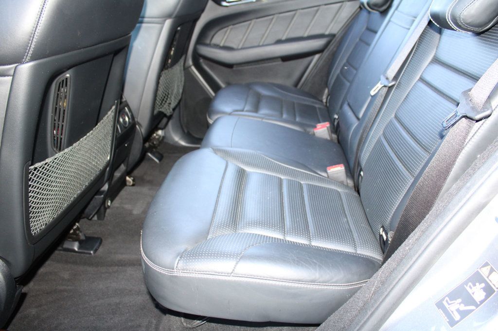 2013 Mercedes Benz ML 63 AMG photo 45