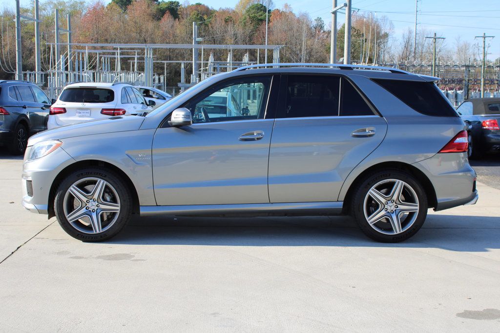 2013 Mercedes Benz ML 63 AMG photo 5