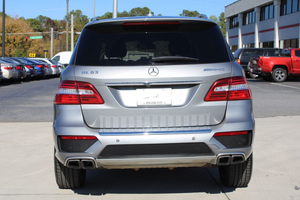 2013 Mercedes Benz ML 63 AMG photo 7