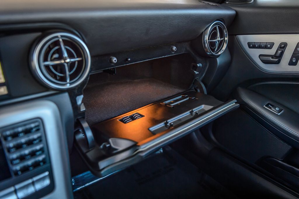 2013 Mercedes-Benz SLK SLK250 ROADSTER - GRAY ON BLACK -  LOW MILES - SUPER CLEAN - 22977040 - 30