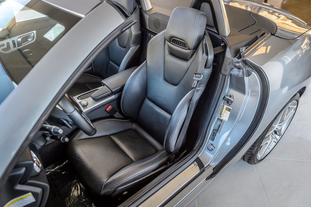 2013 Mercedes-Benz SLK SLK250 ROADSTER - GRAY ON BLACK -  LOW MILES - SUPER CLEAN - 22977040 - 32