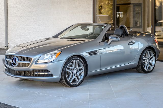 2013 Mercedes-Benz SLK SLK250 ROADSTER - GRAY ON BLACK -  LOW MILES - SUPER CLEAN - 22977040 - 7