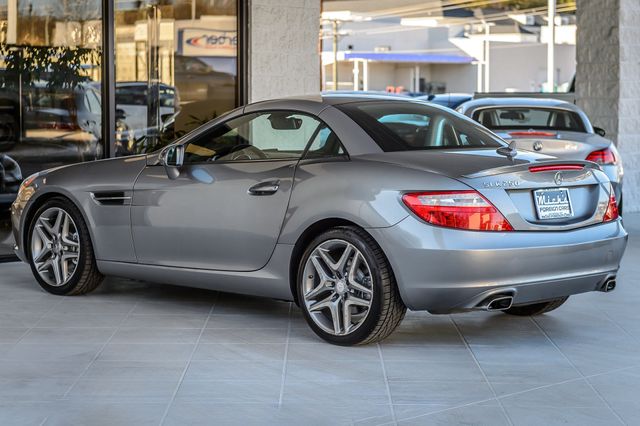 2013 Mercedes-Benz SLK SLK250 ROADSTER - GRAY ON BLACK -  LOW MILES - SUPER CLEAN - 22977040 - 8